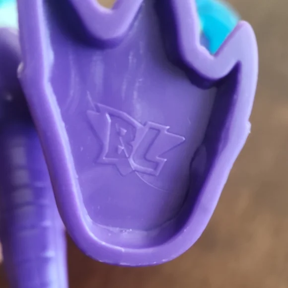 Bionic Lab Stealth Reptile Cobra Action Figure | Purple Blue Rare Toy - Picture 11 of 13